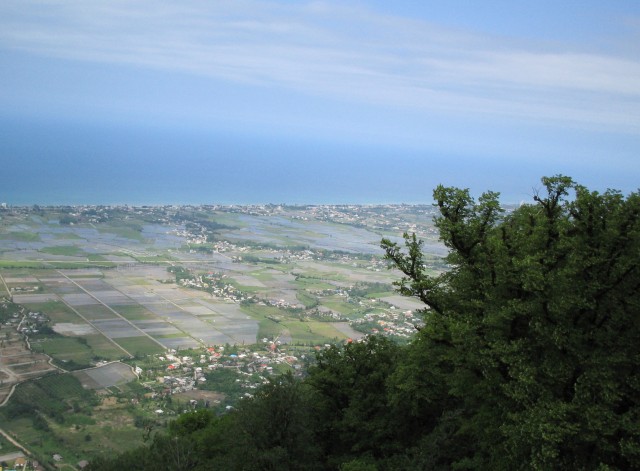 Caspian Sea, view from Namak Abrood, Iran (Photo by http://www.fabiendany.com/)